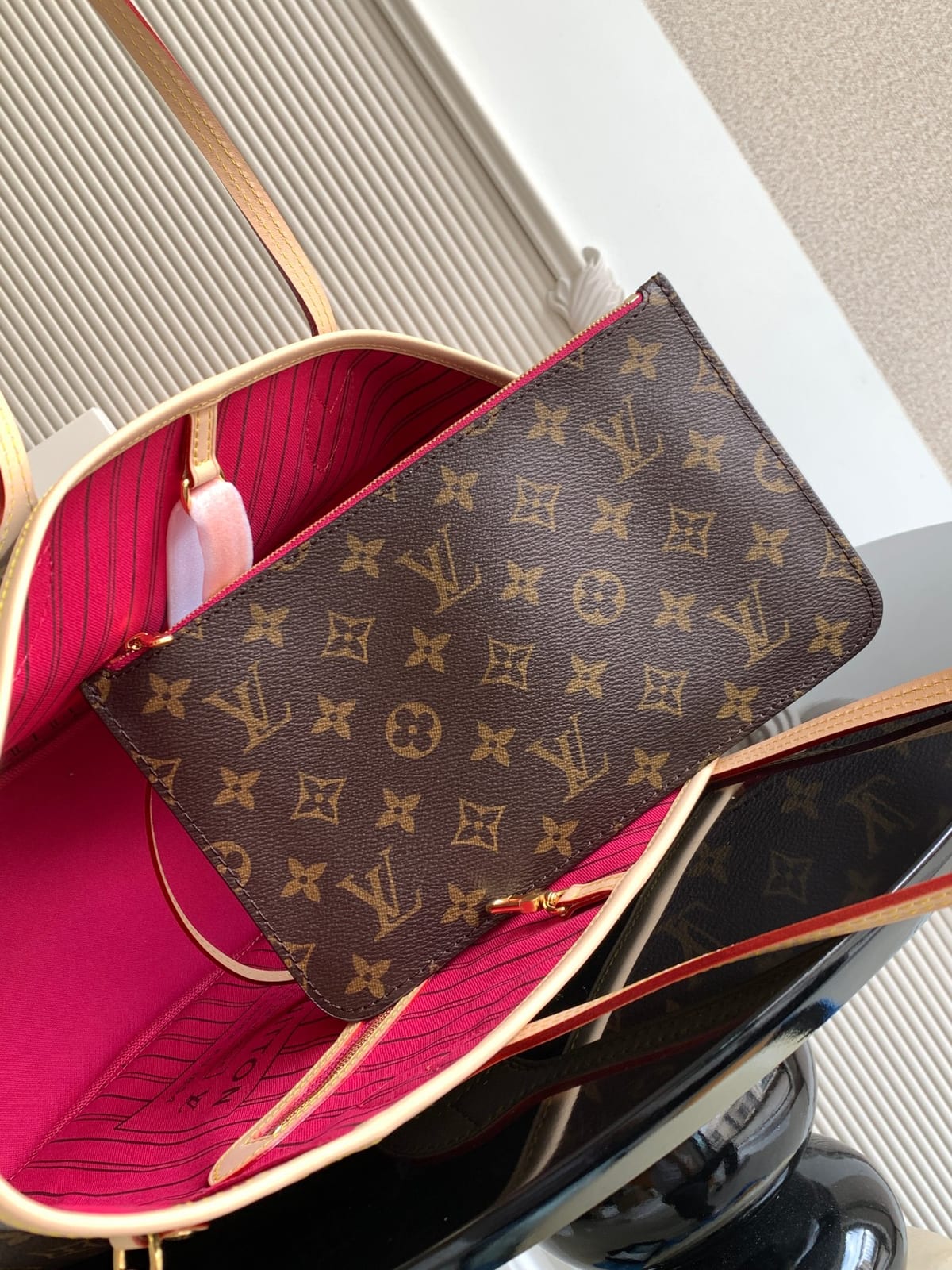 Neverfull Medium Tote 3