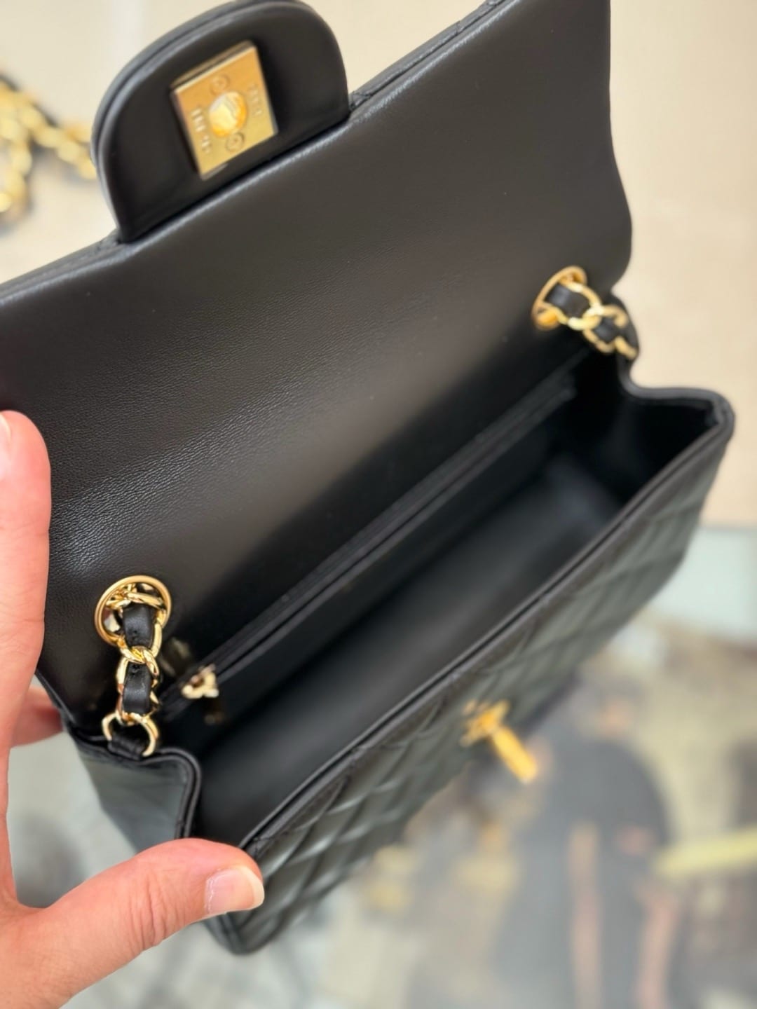 Classic Flap Bag  4