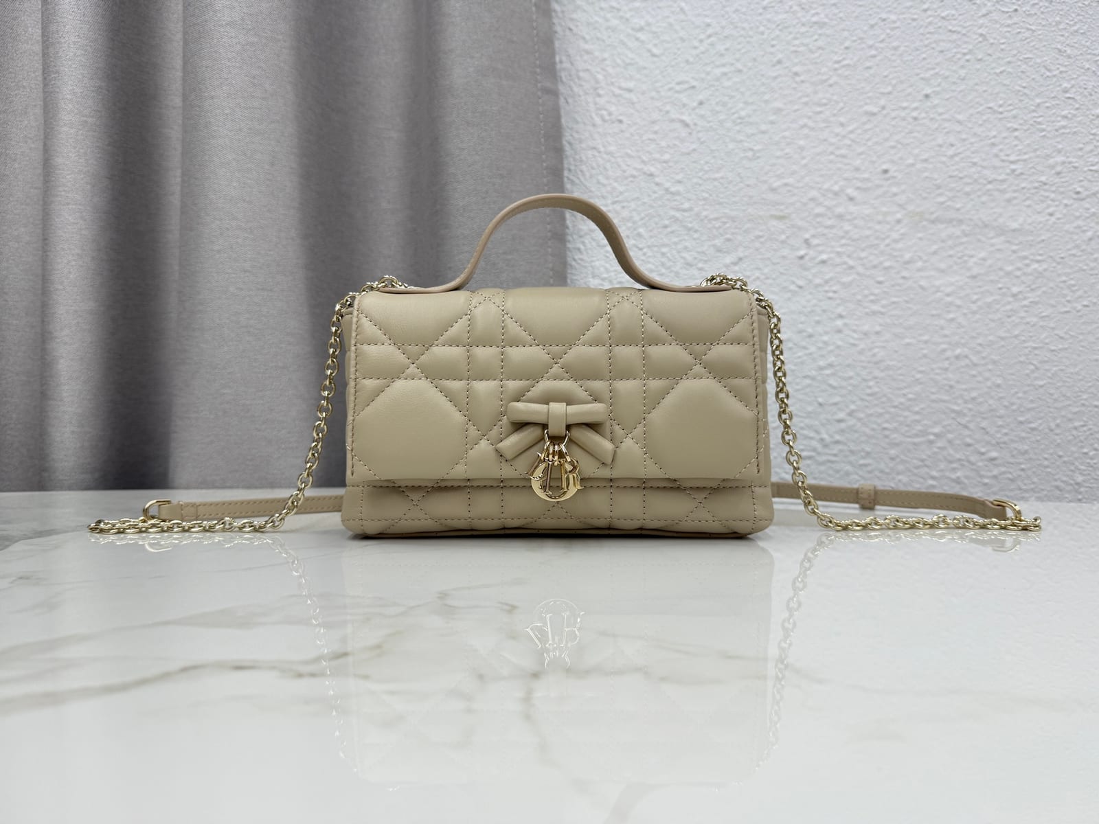 Tan
