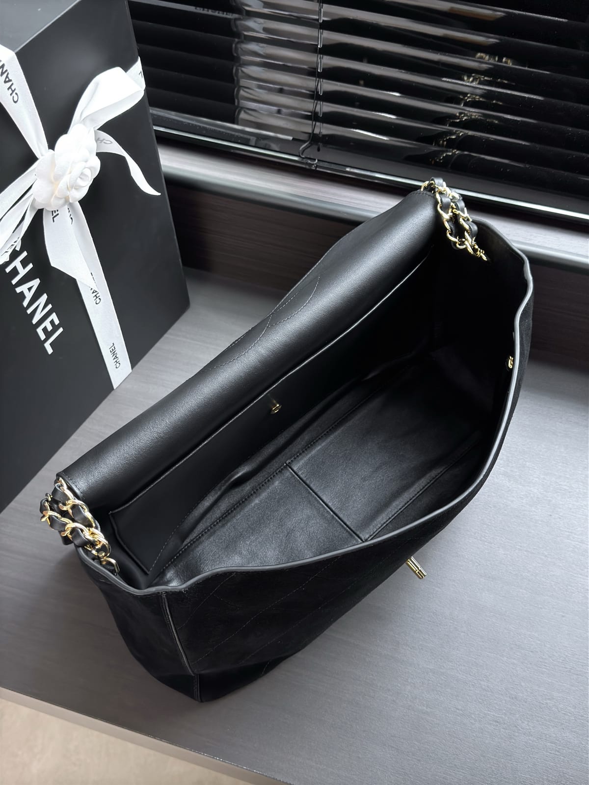 Maxi Flap Bag 7