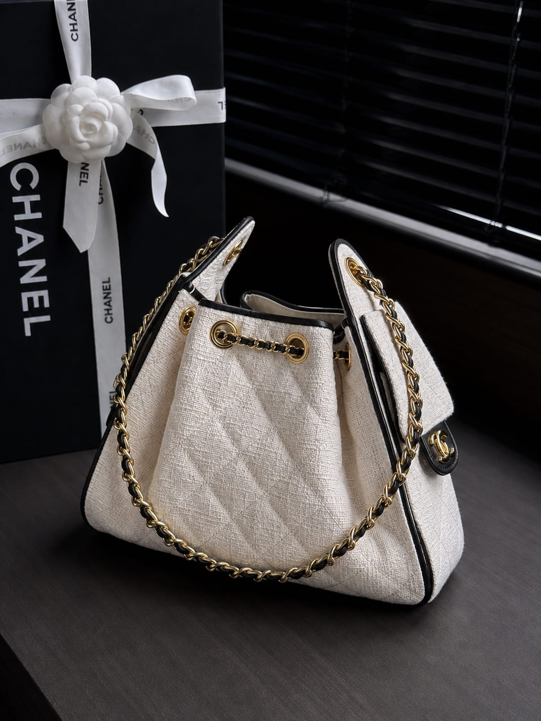 Chanel 25 mini handbag 9