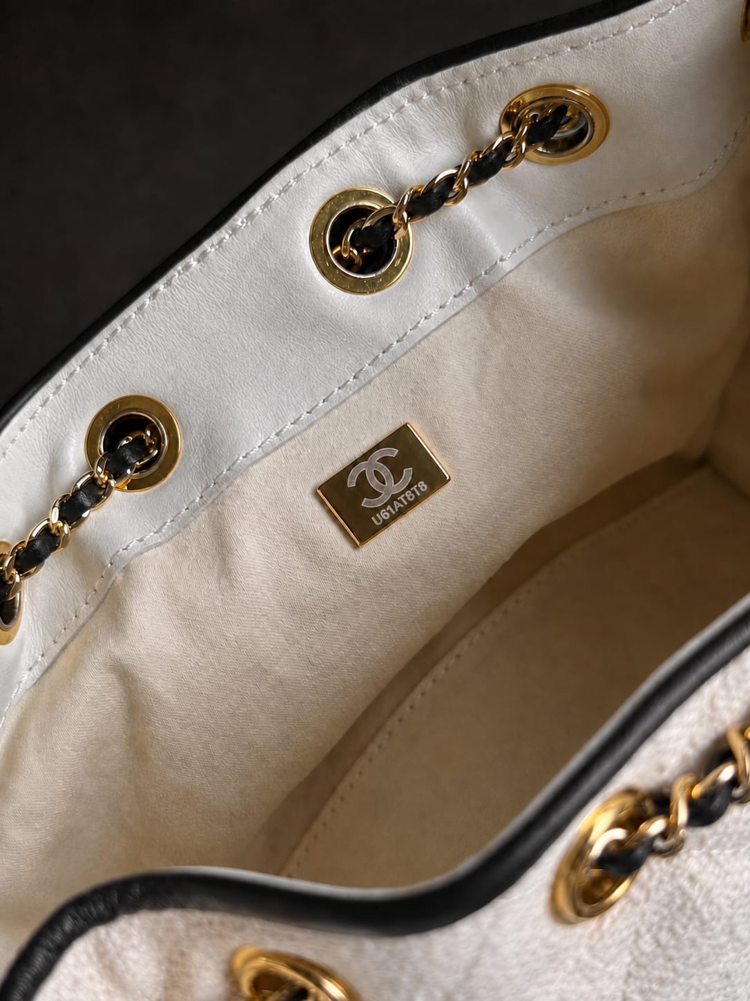 Chanel 25 mini handbag 8