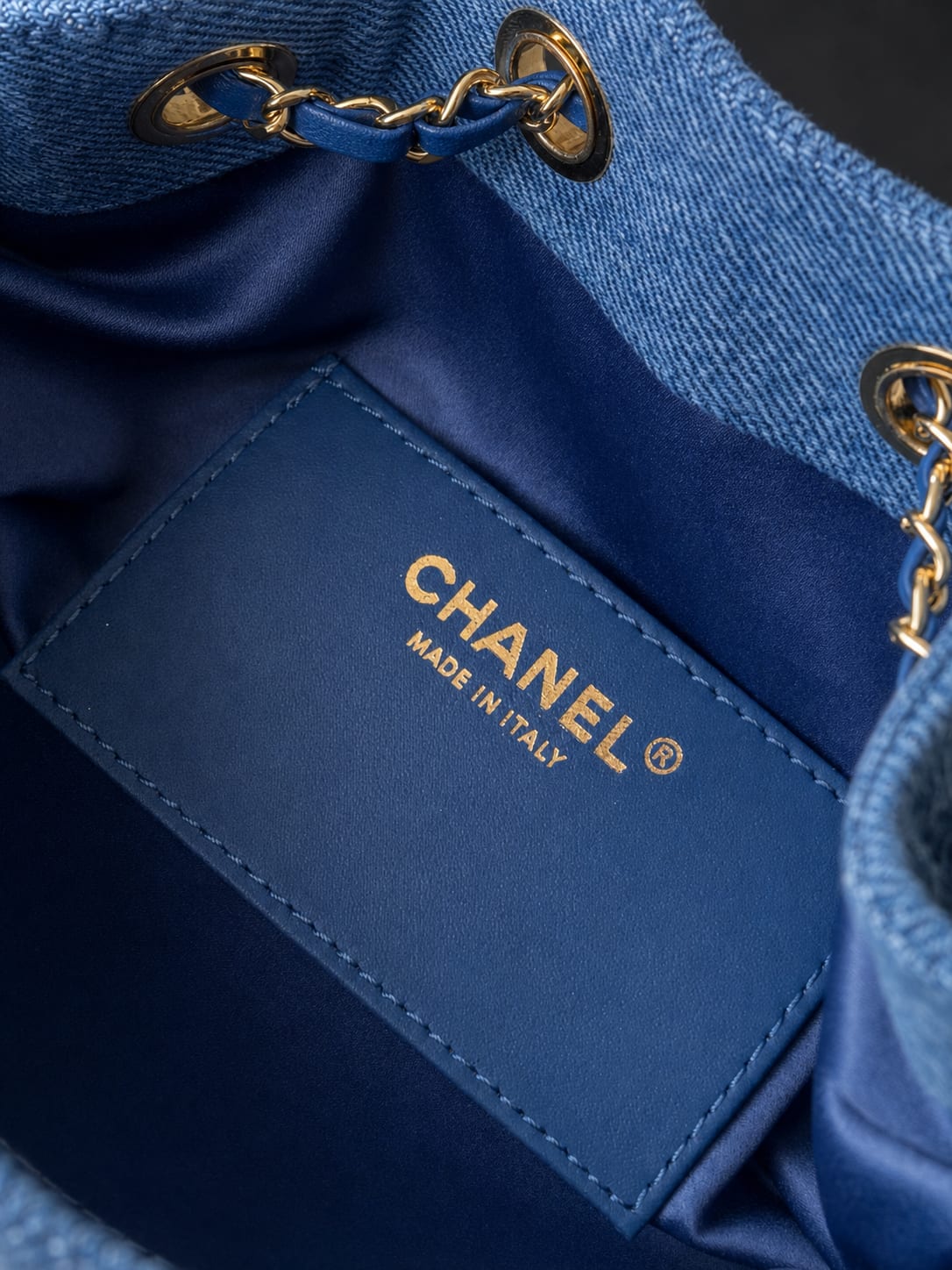 Chanel 25 mini handbag 9