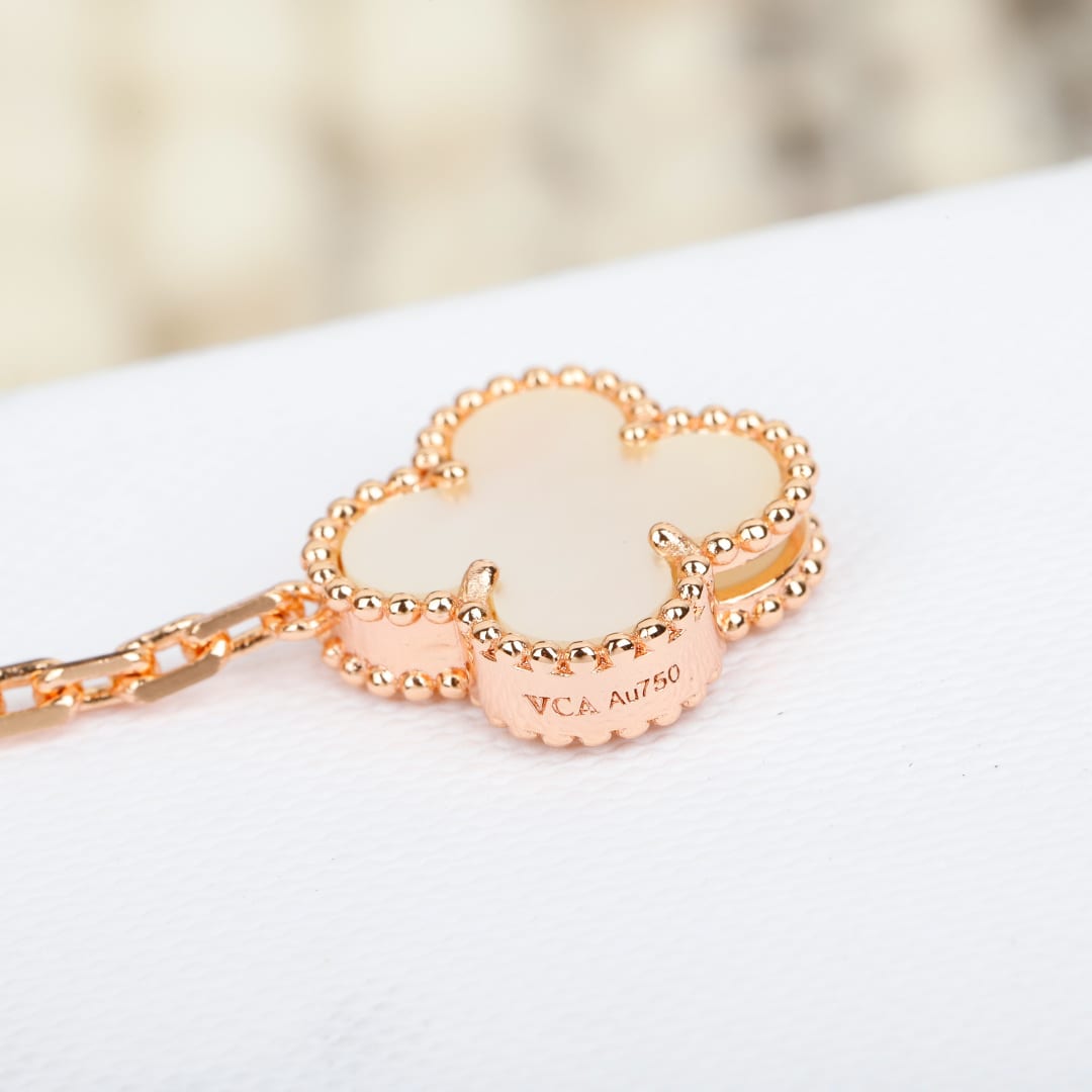 VAC Bracelet 4