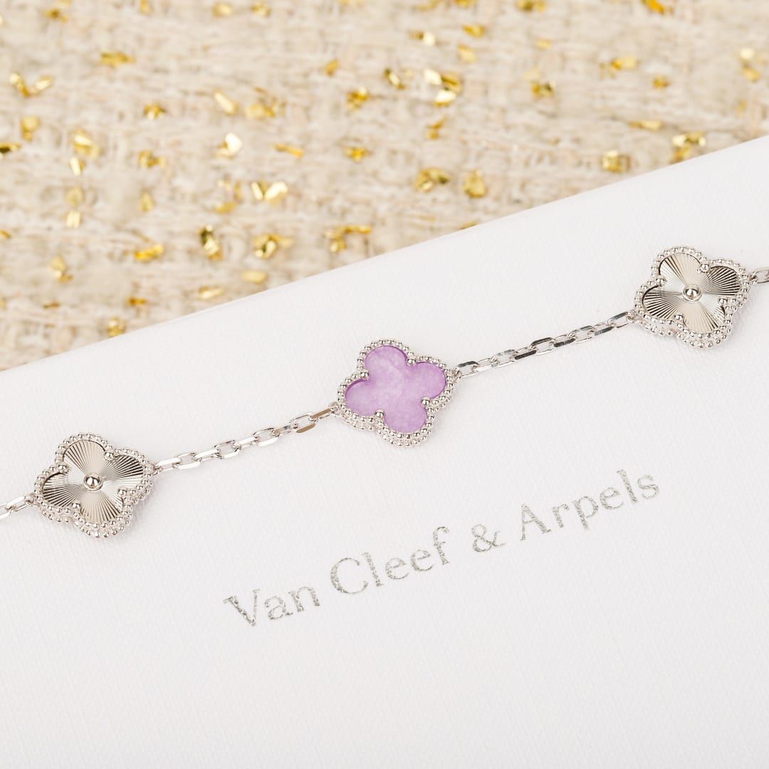 VAC Bracelet 3