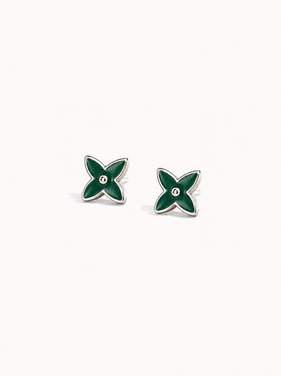 Color Blossom BB Star Ear Studs