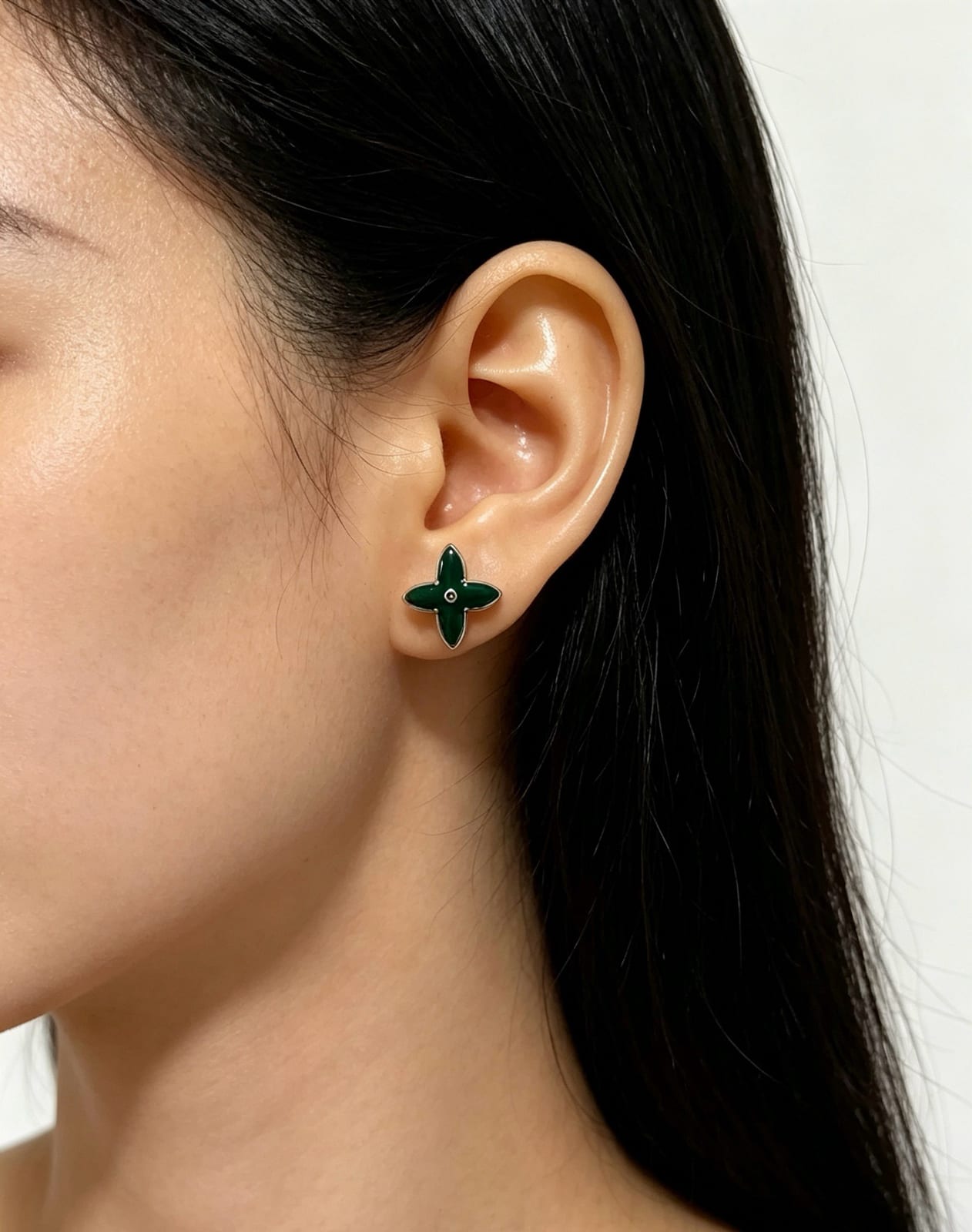 Color Blossom BB Star Ear Studs 4