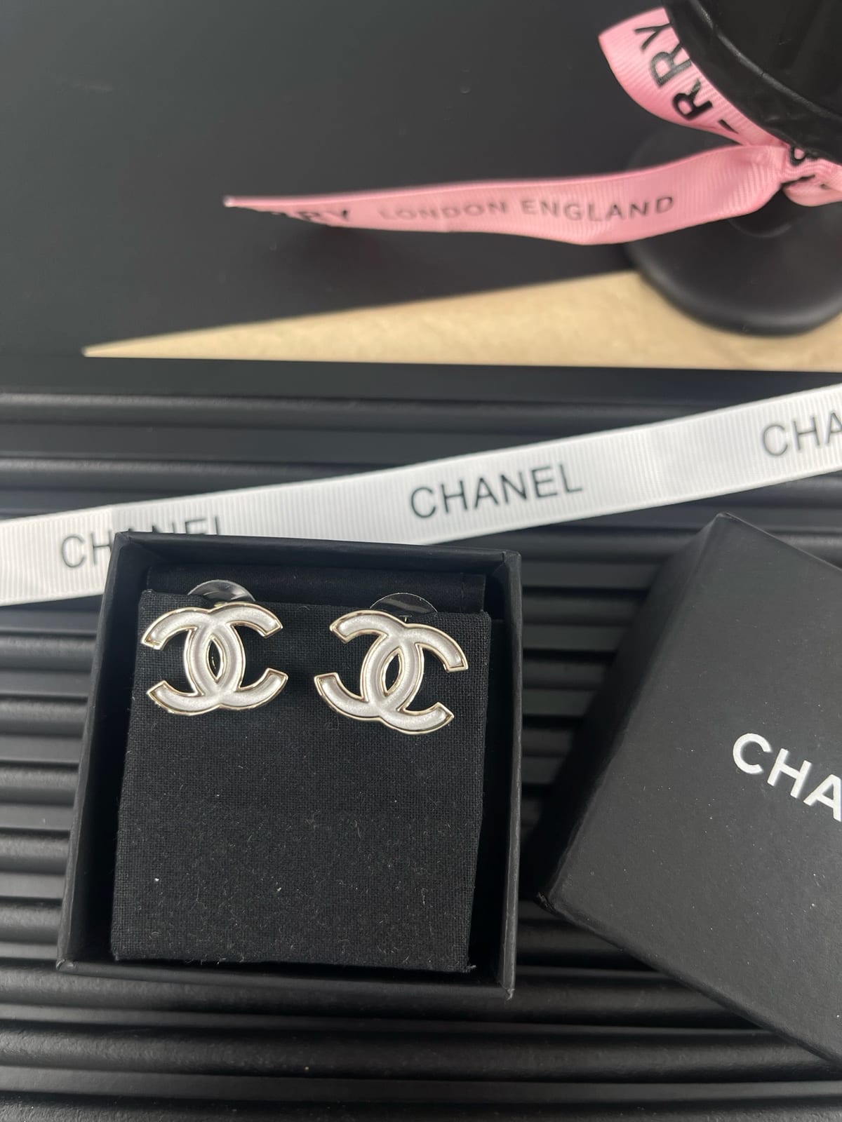 2023 Pearly White CC Logo Stud Earrings 4