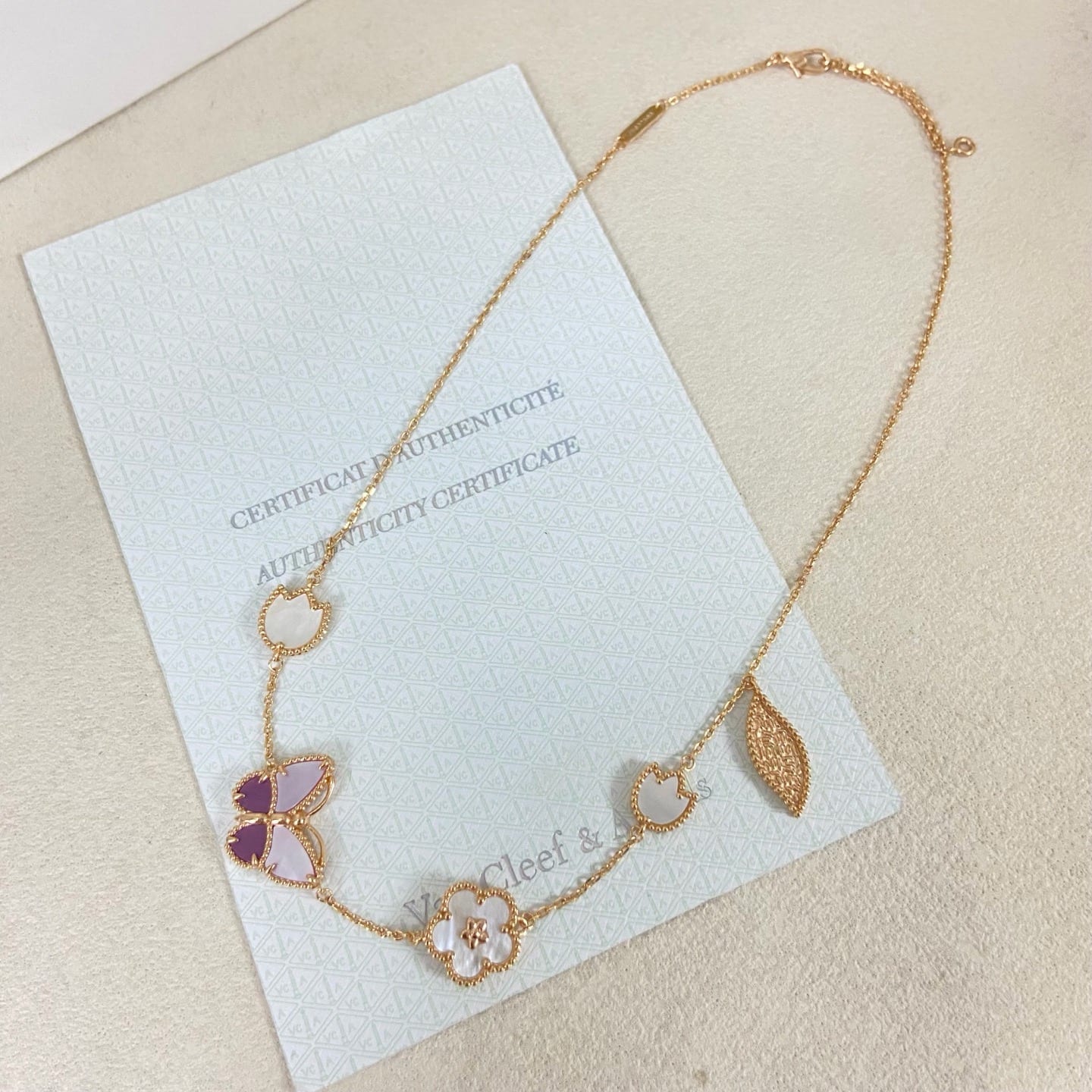*Lucky Spring Butterfly Pink Long necklace 2