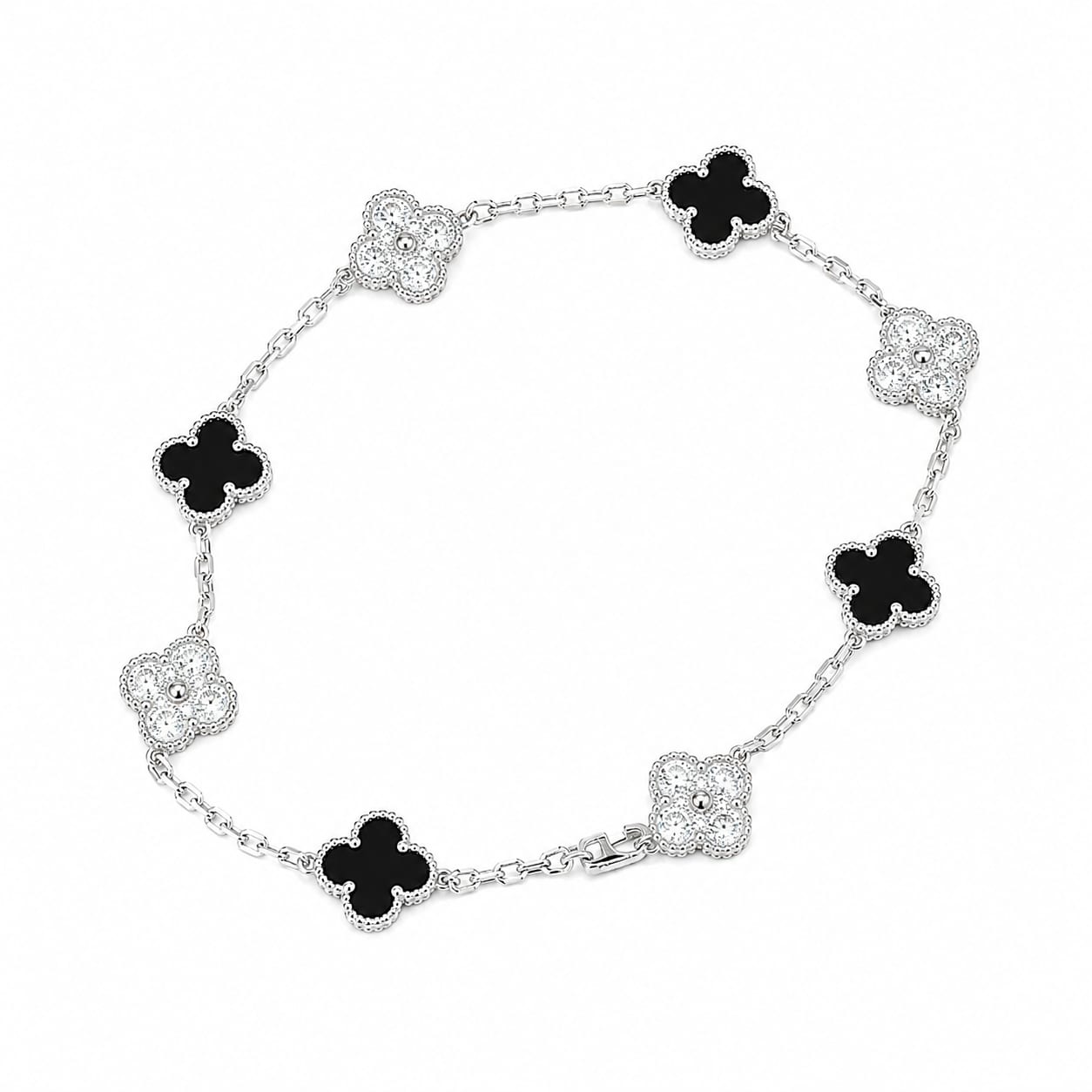Vintage Alhambra long necklace