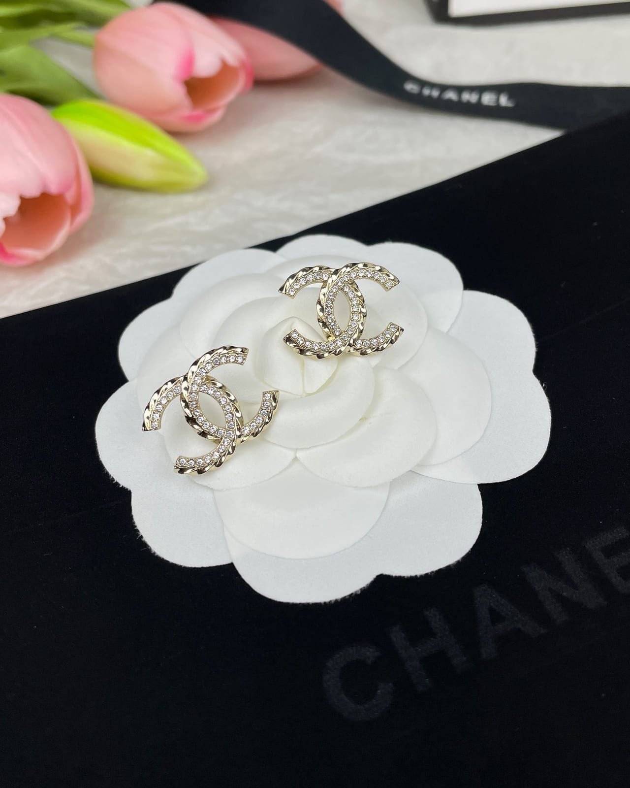 Gold-tone twisted crystal CC stud earrings 3