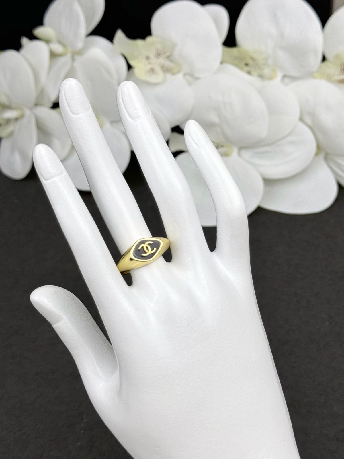 2023 Black enamel signet ring 4