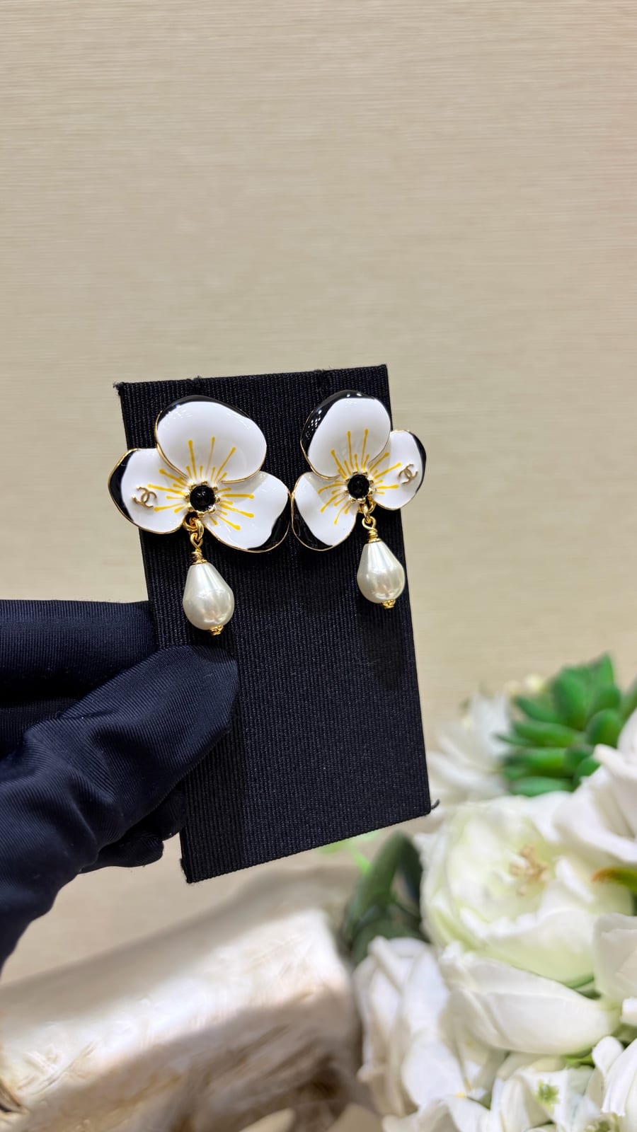 Pendant Earrings - Metal, Resin & Glass Pearls 4