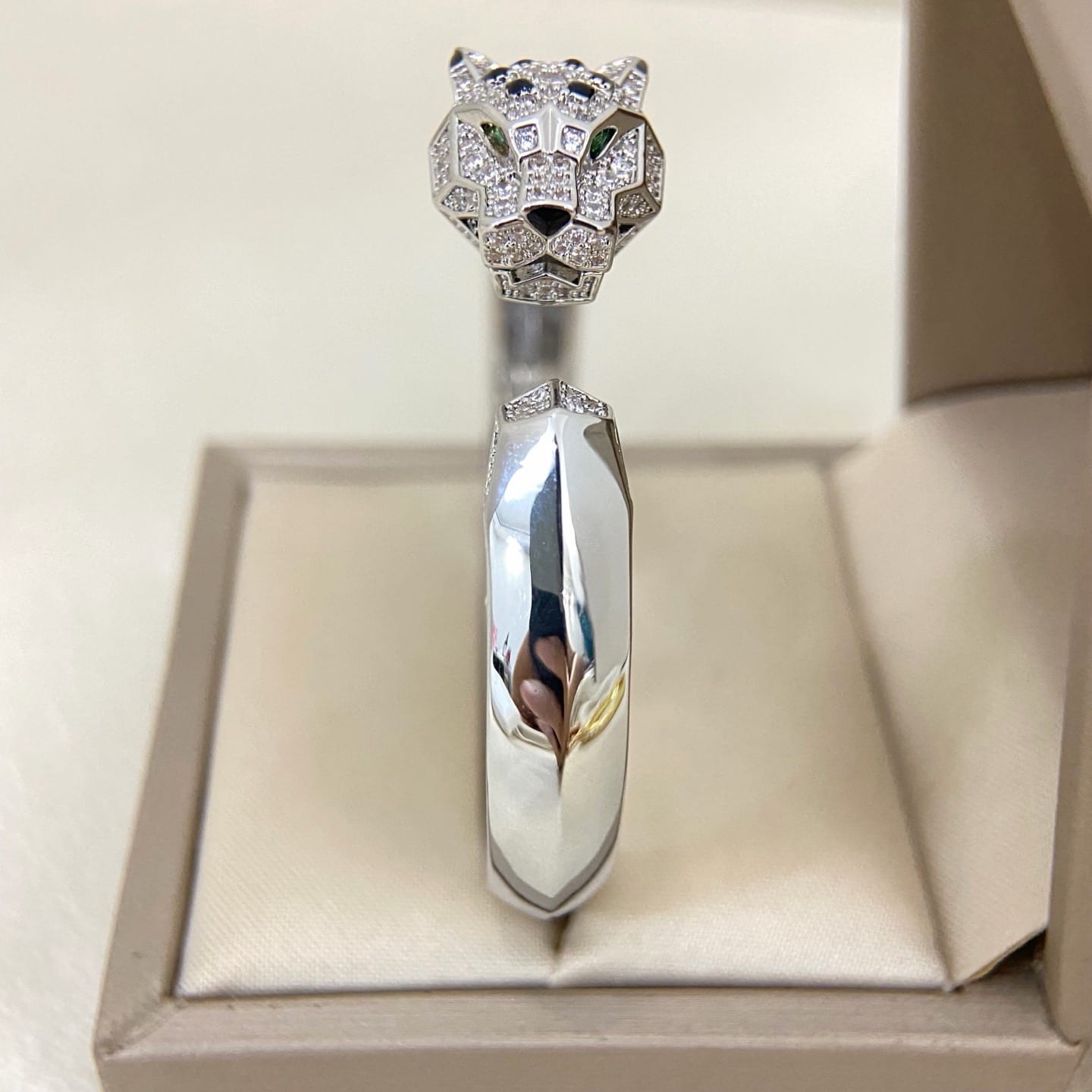 Panthère de Cartier Bracelet 4