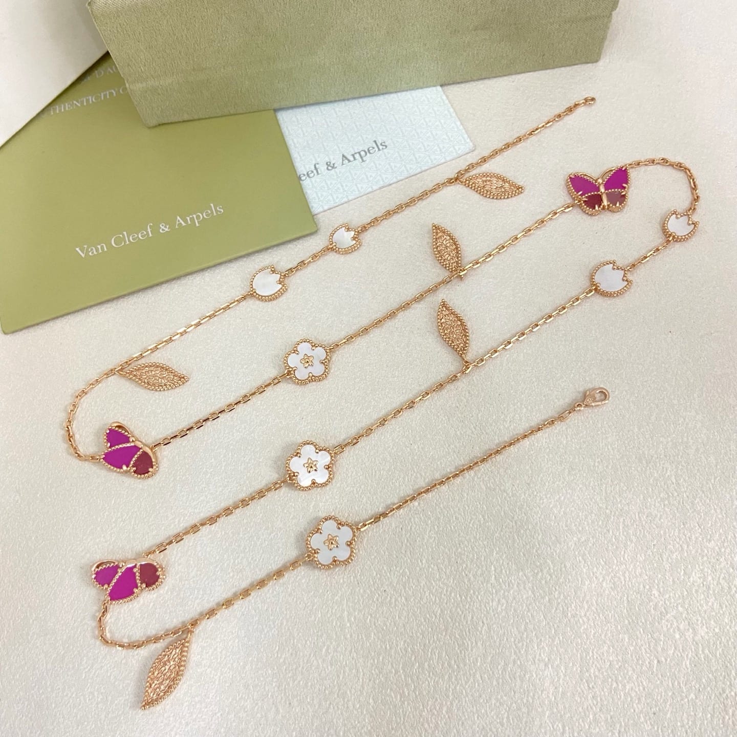 Lucky Spring long necklace 2