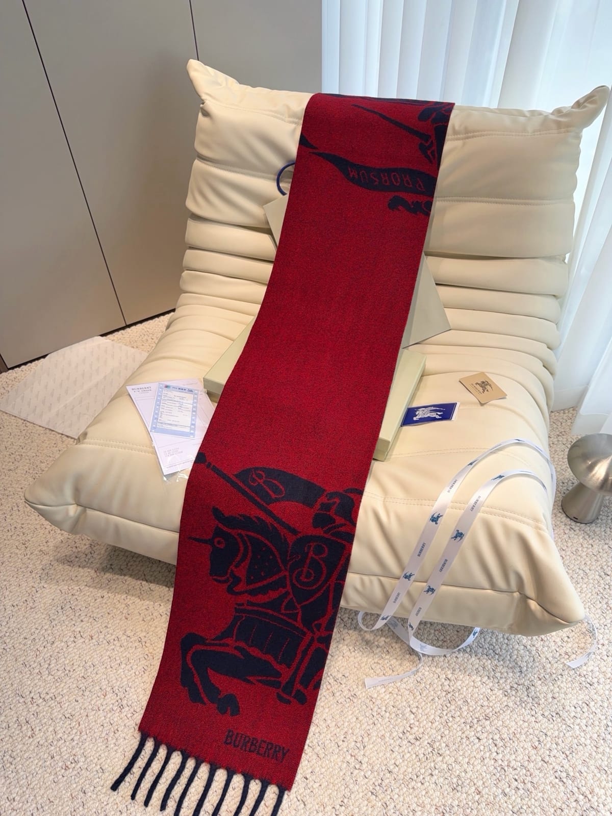 Reversible Equestrian Knight Design wool scarf 7