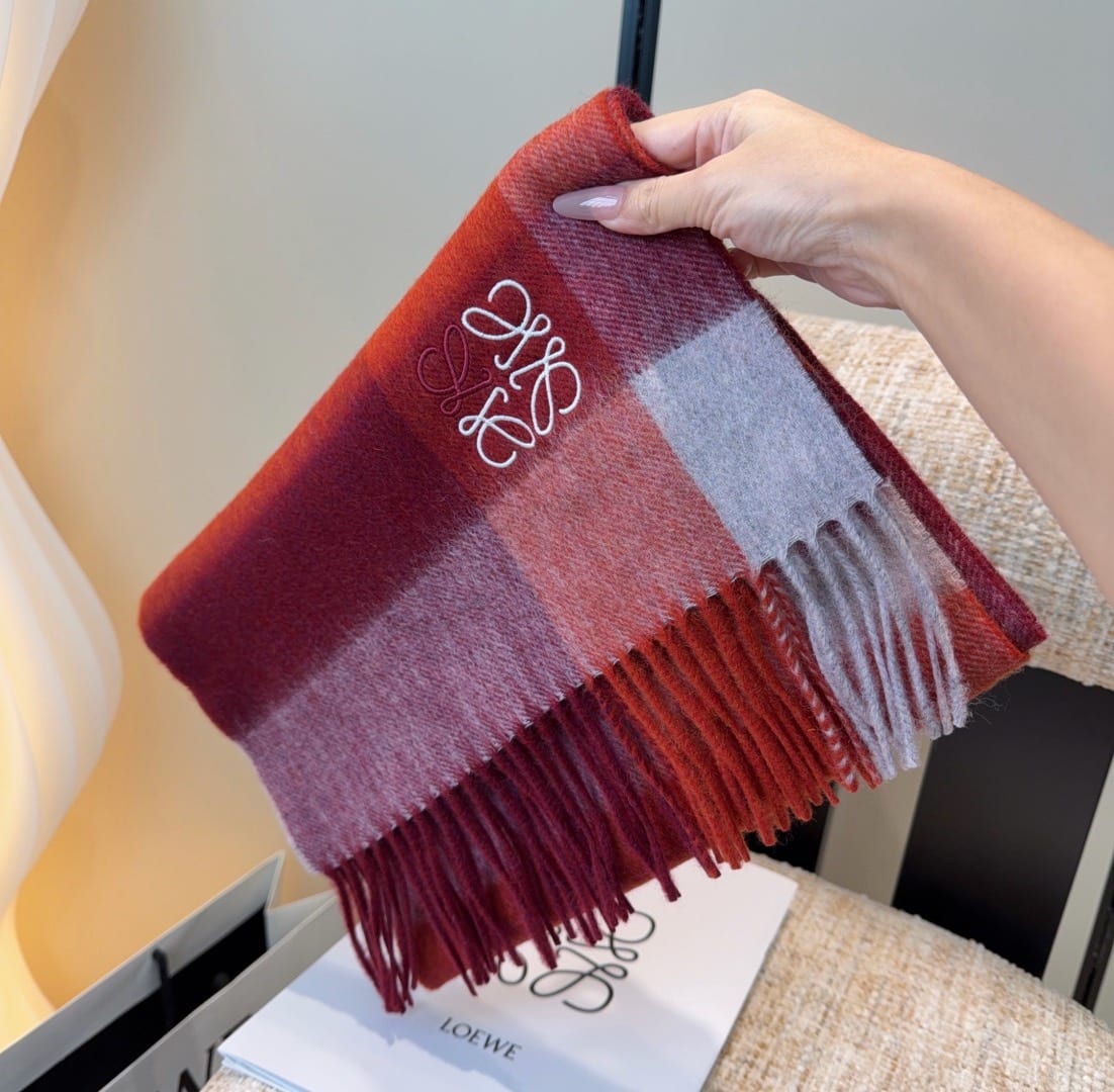 Striped Cashmere and wool scarf featuring  9