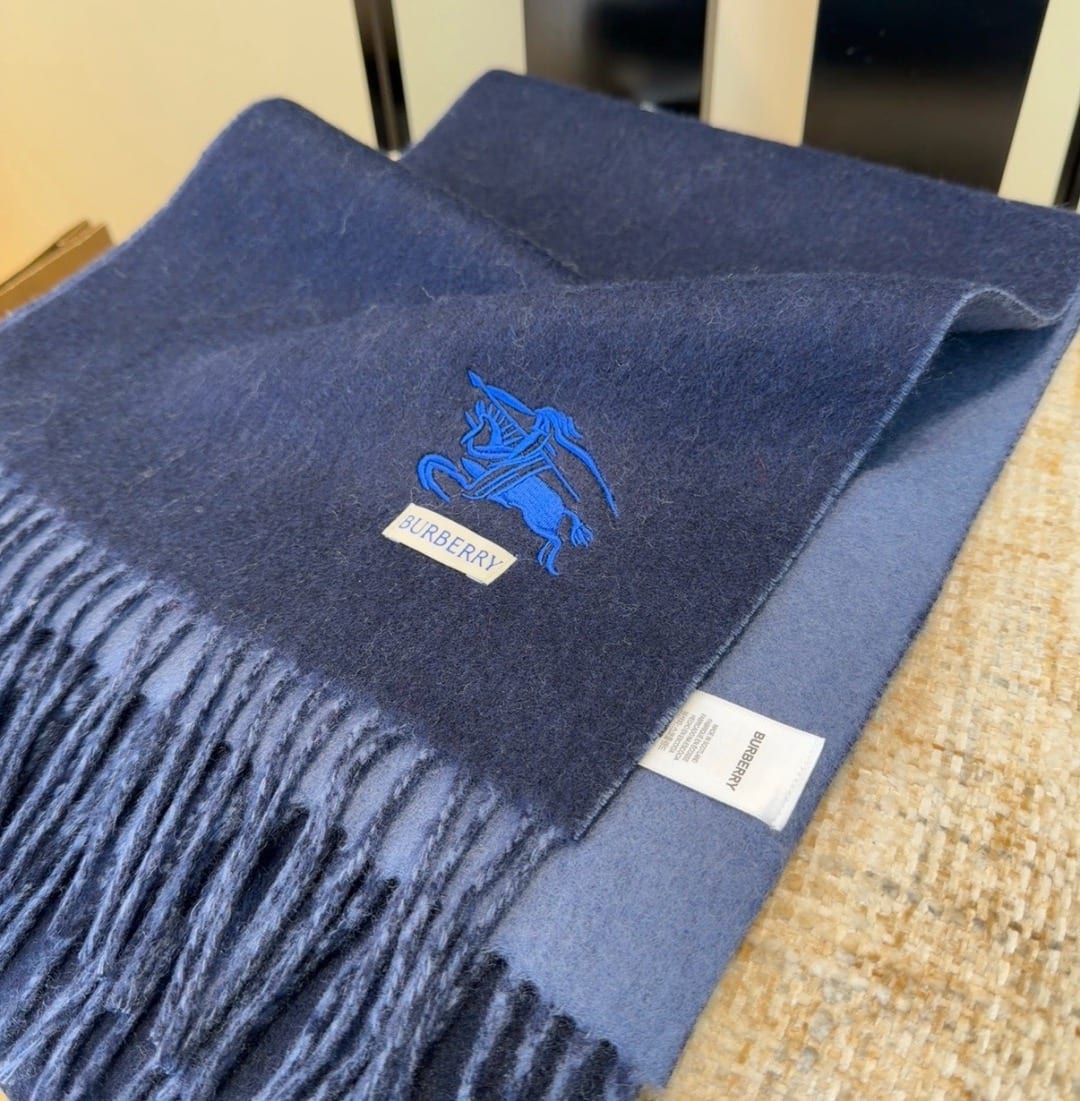  Reversible Knight EKD Cashmere Scarf 8