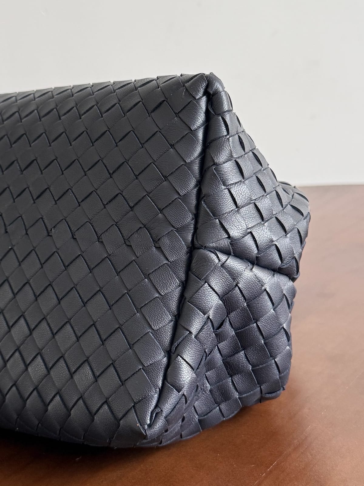 Bottega Veneta Tosca Bag in Intrecciato Leather 3