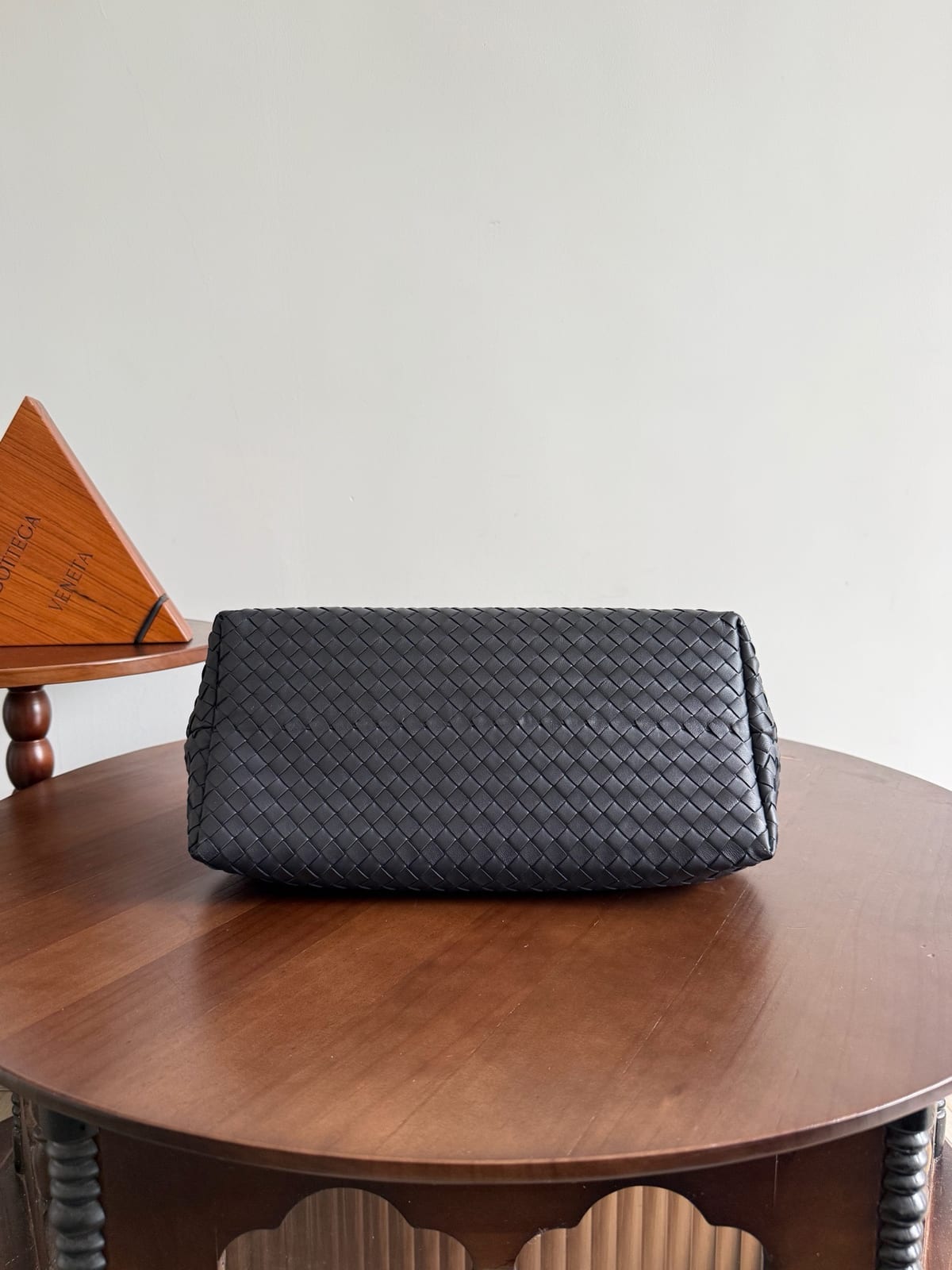Bottega Veneta Tosca Bag in Intrecciato Leather 4