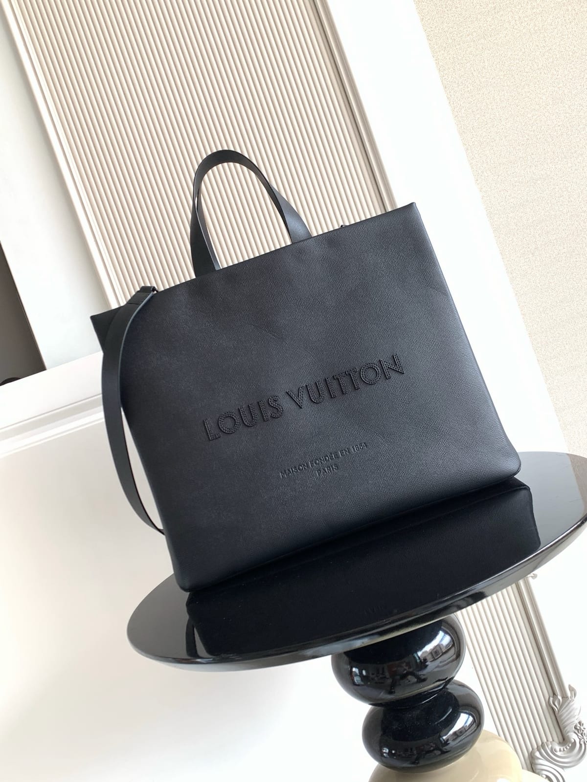 Shopper Tote in Black Leather