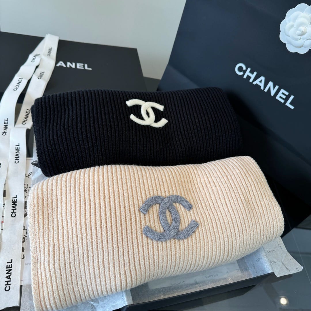  Chanel Cashmere CC Ribbed Scarf With Contrast Trim 2