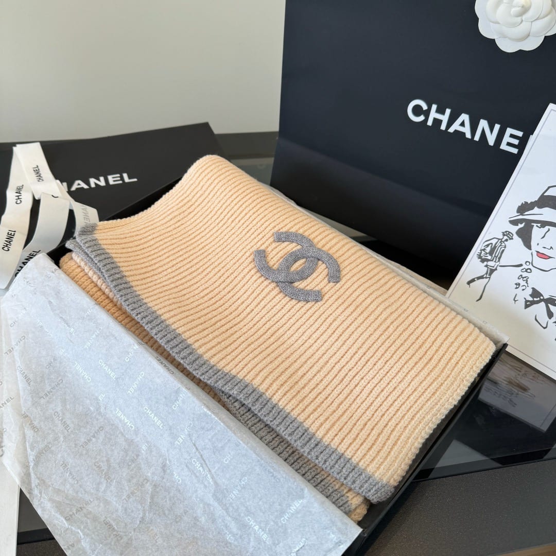  Chanel Cashmere CC Ribbed Scarf With Contrast Trim 5