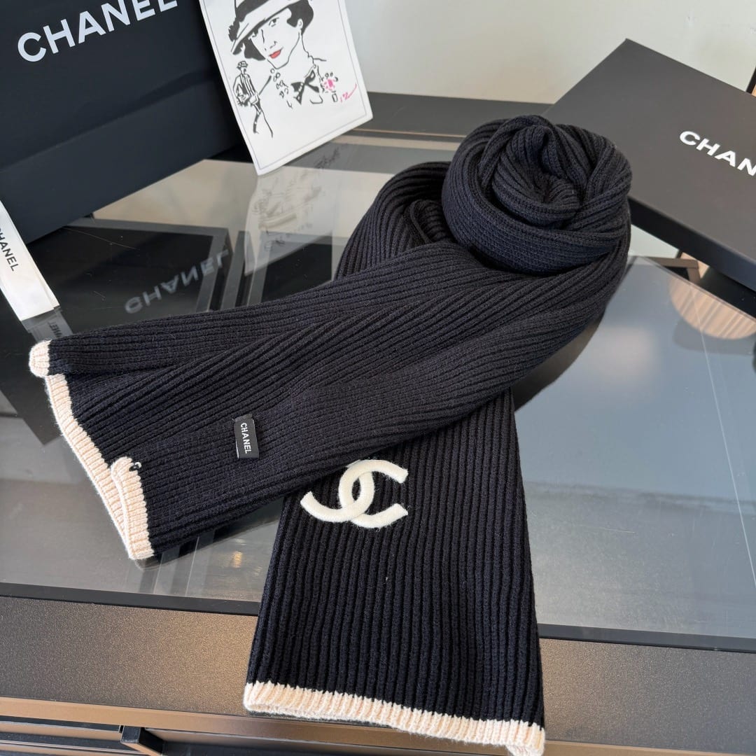  Chanel Cashmere CC Ribbed Scarf With Contrast Trim 8