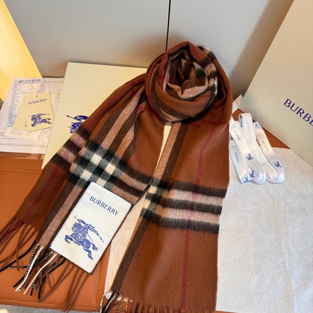 Burberry Equestrian Knight Design Label Cashmere Scarf 11