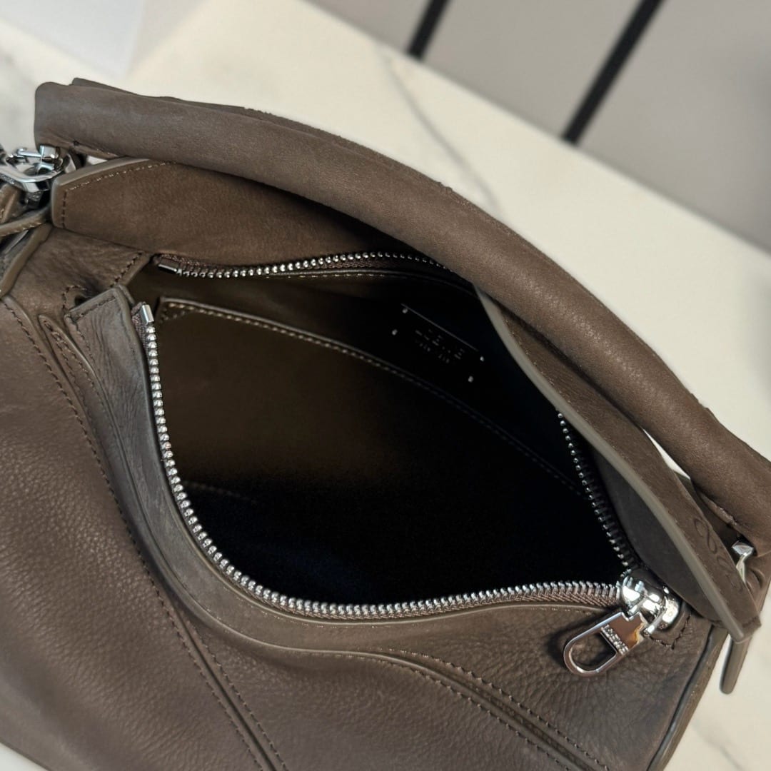  Loewe Puzzle Bag 8
