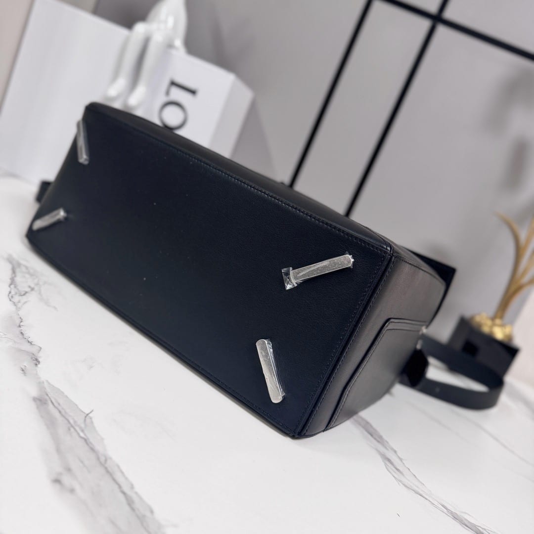 Loewe Puzzle Studded Edge Bag  4