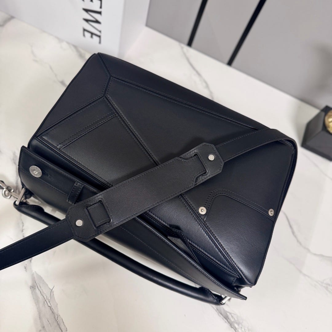 Loewe Puzzle Studded Edge Bag  7