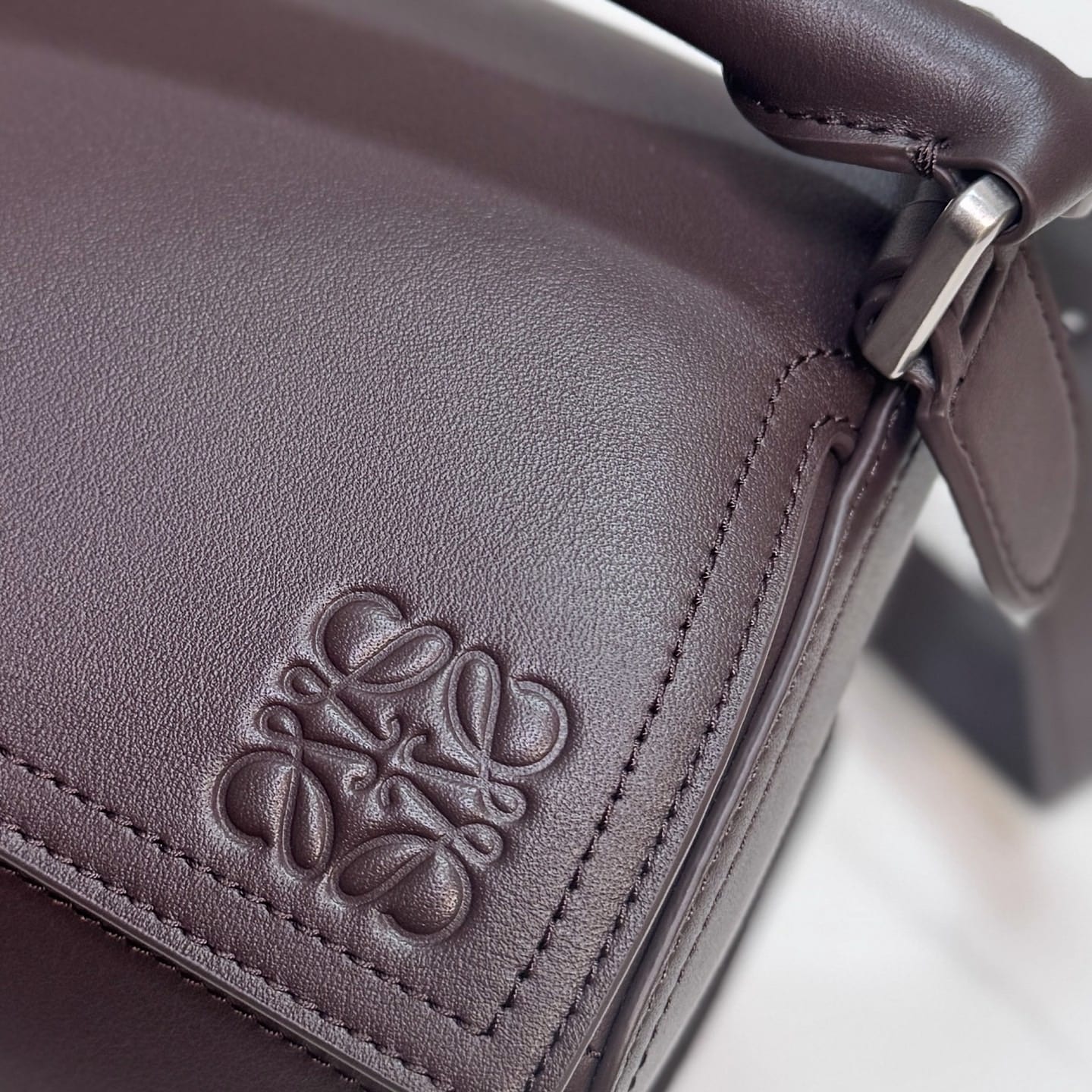 Loewe Puzzle Messenger with Buckle 8