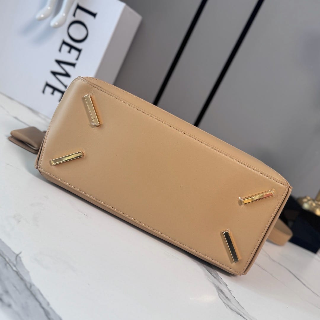 Loewe Puzzle Hobo Bag in Satin Calfskin 4