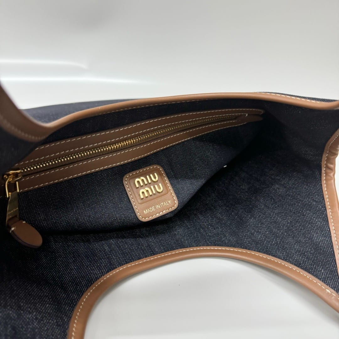 MiuMiu hobo ivy miu Tote bag 3