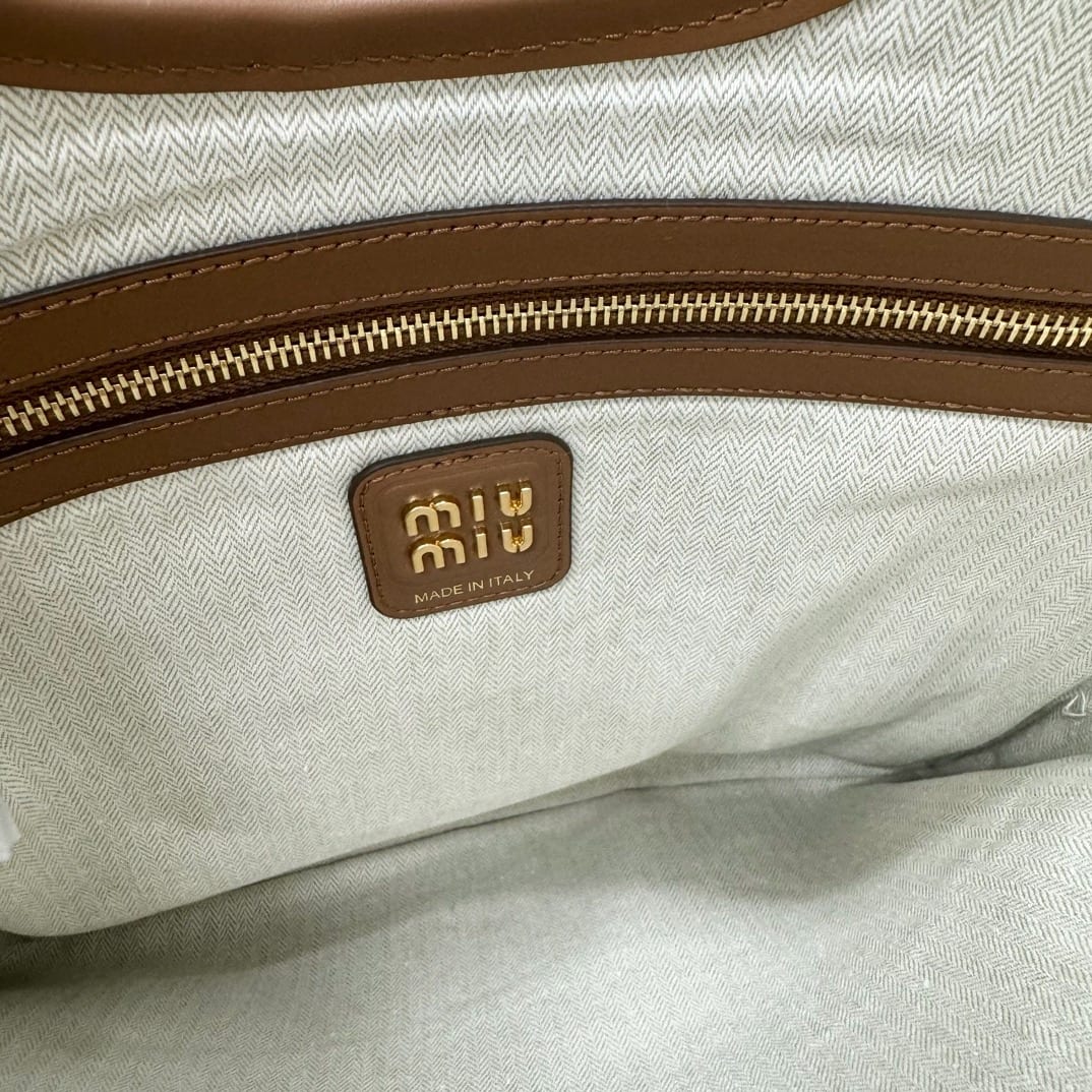  Miu Miu Ivy Patchwork Suede and Leather Tote Bag 6