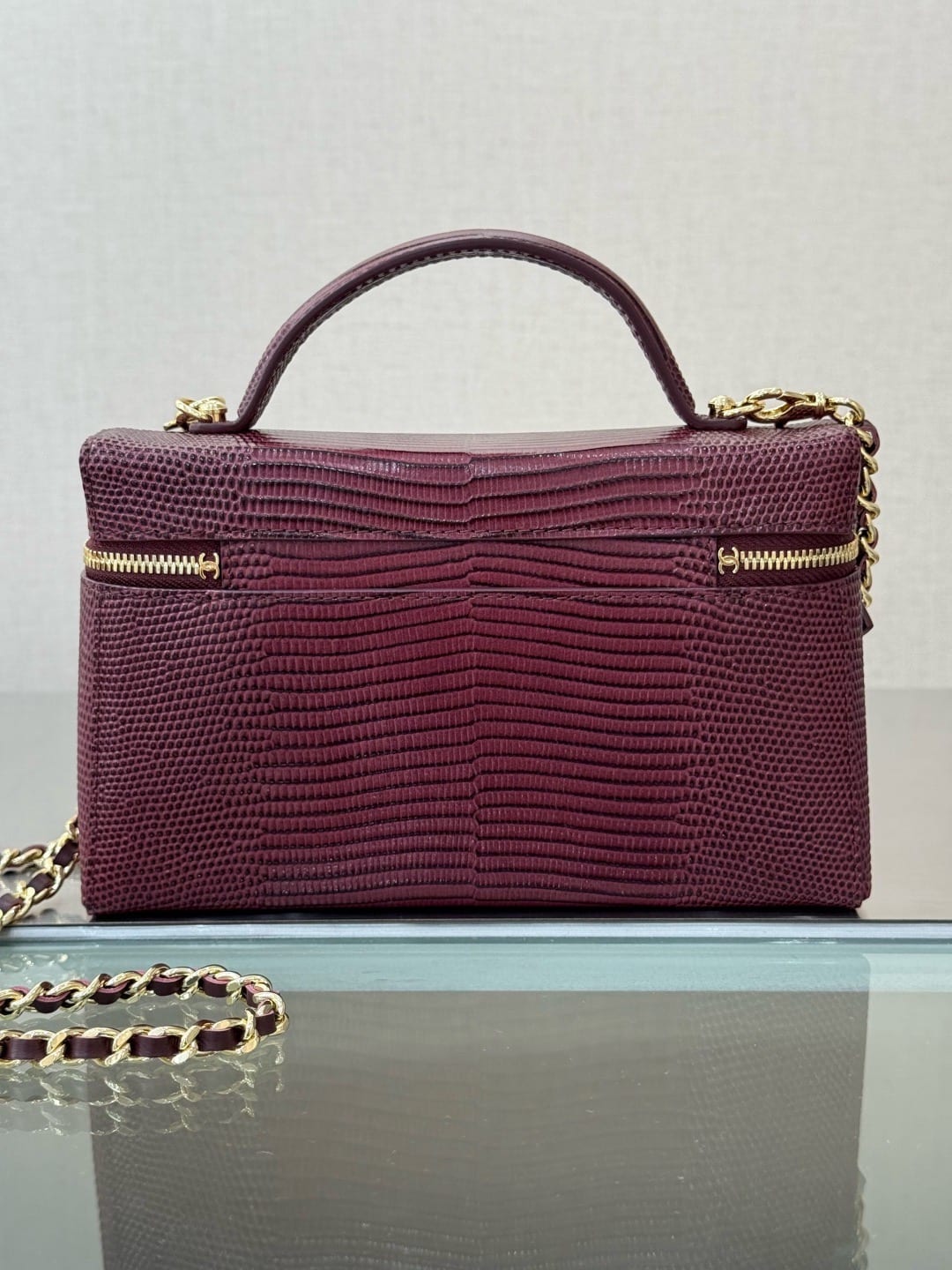 Chanel Lizard-Embossed Slim Vanity Case 2