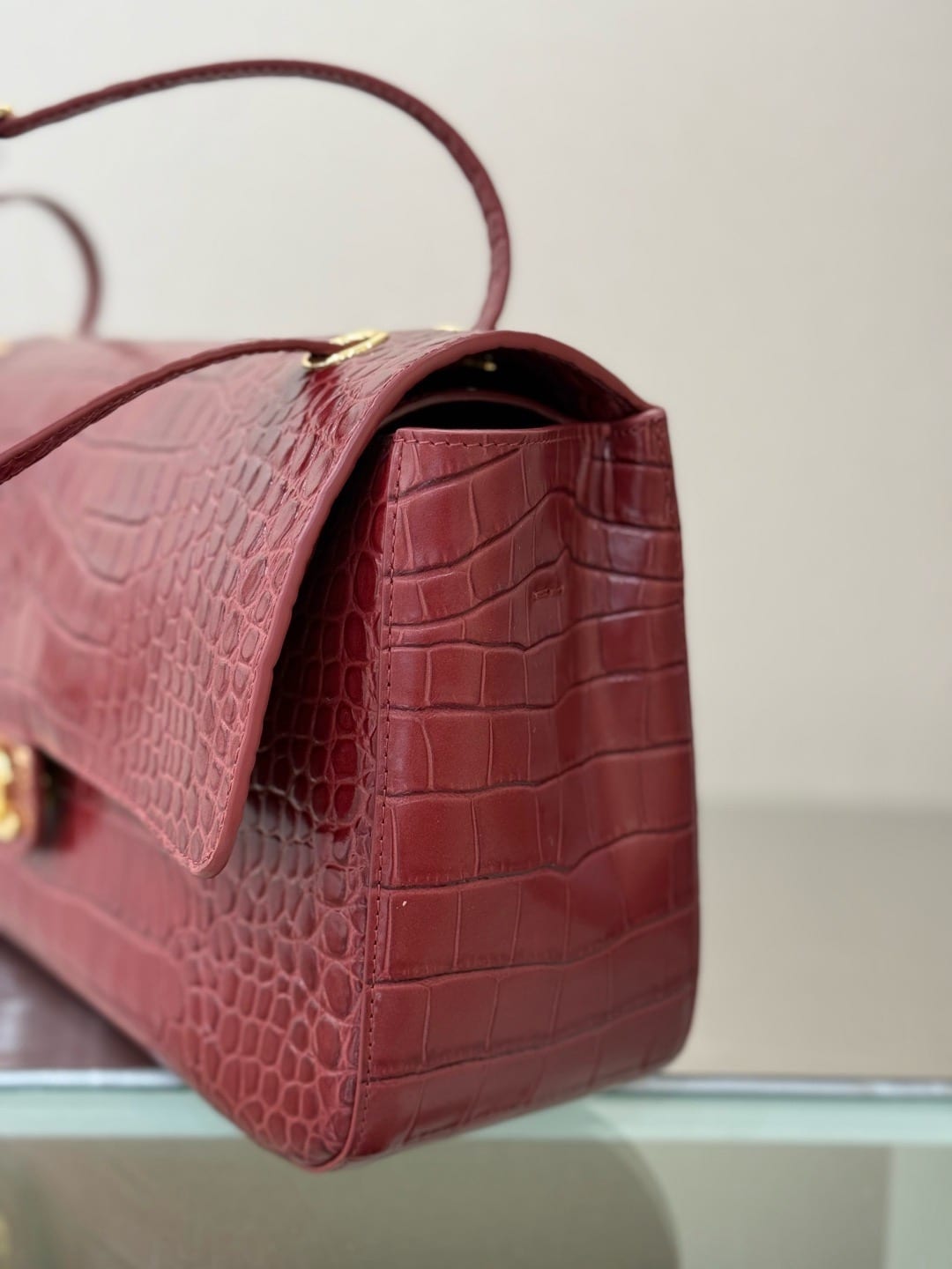 Chanel Croc-Embossed Souplissimo Maxi Flap Bag 4