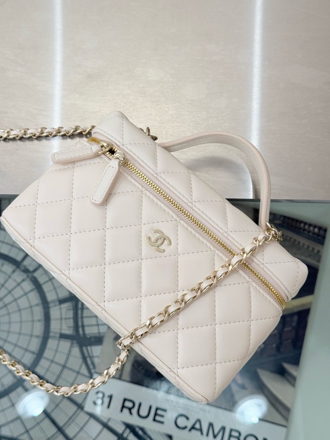 Chanel Slim Vanity Case with Chain 6