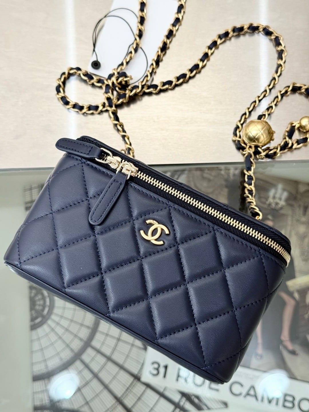 Chanel Pearl Crush Vanity Case with Chain Bag 4
