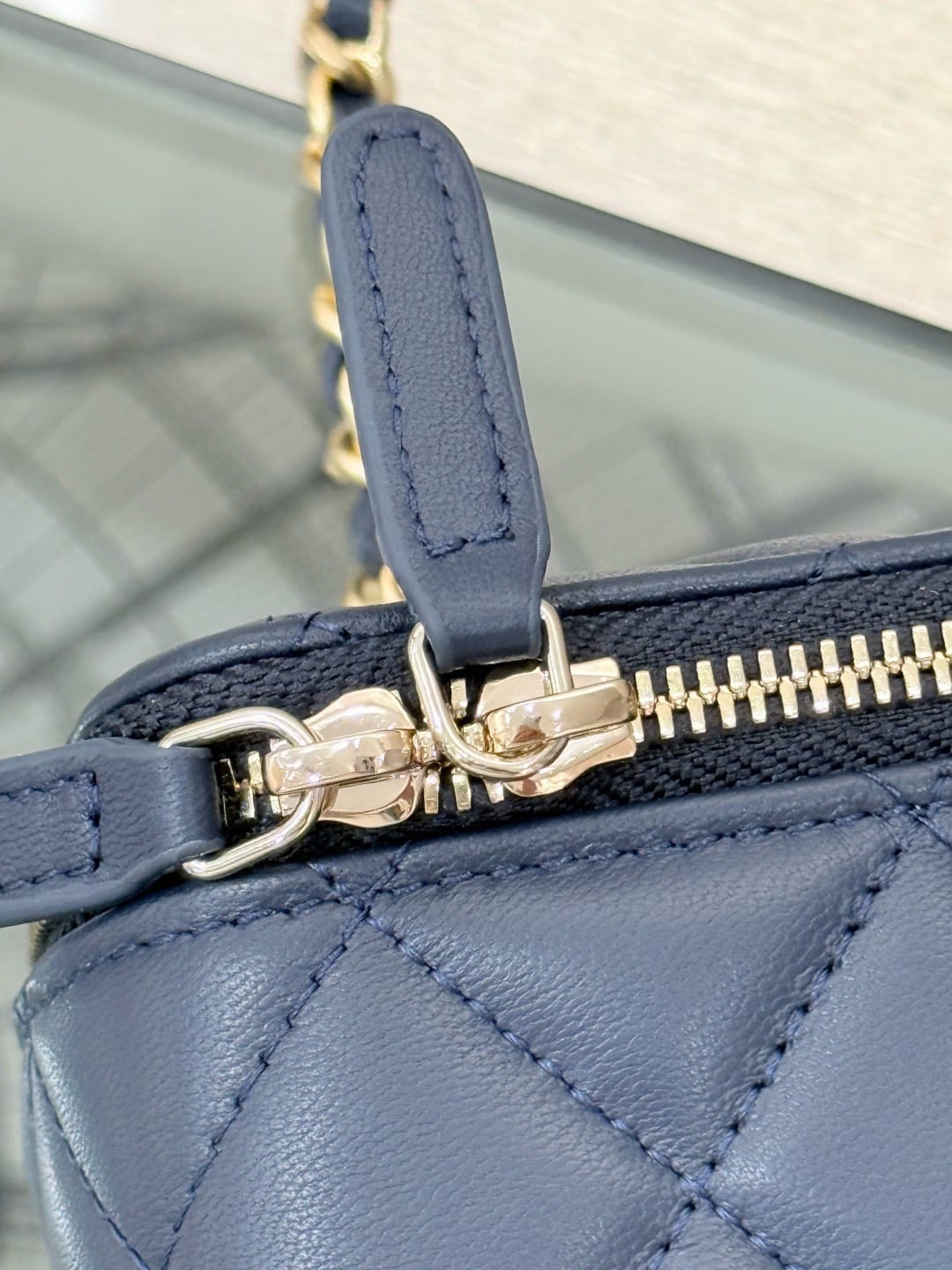 Chanel Pearl Crush Vanity Case with Chain Bag 5
