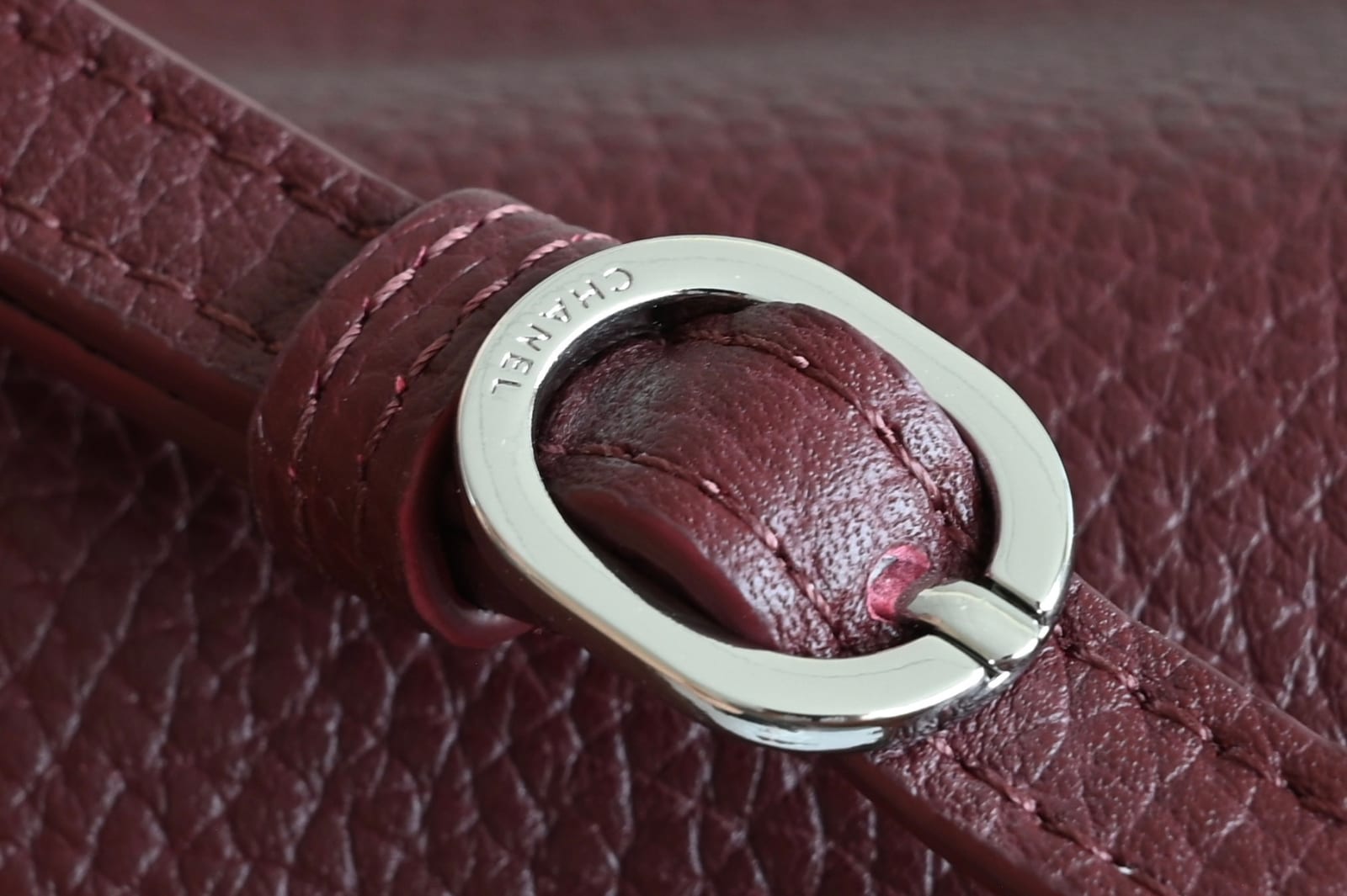 Chanel Maxi Flap Bag 4