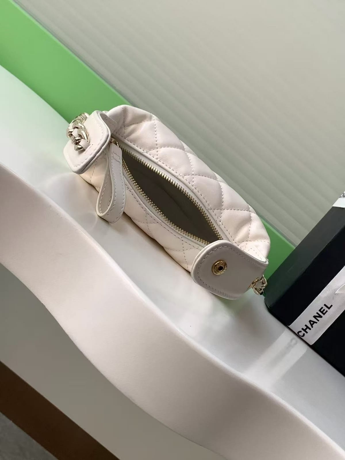  Chanel Chain Hula Around Mini Pouch 6