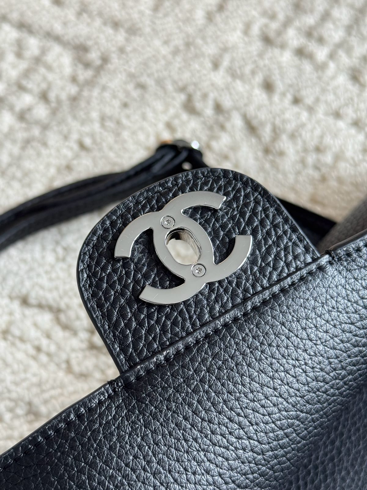 Chanel Souplissimo Maxi Flap Bag Black 5