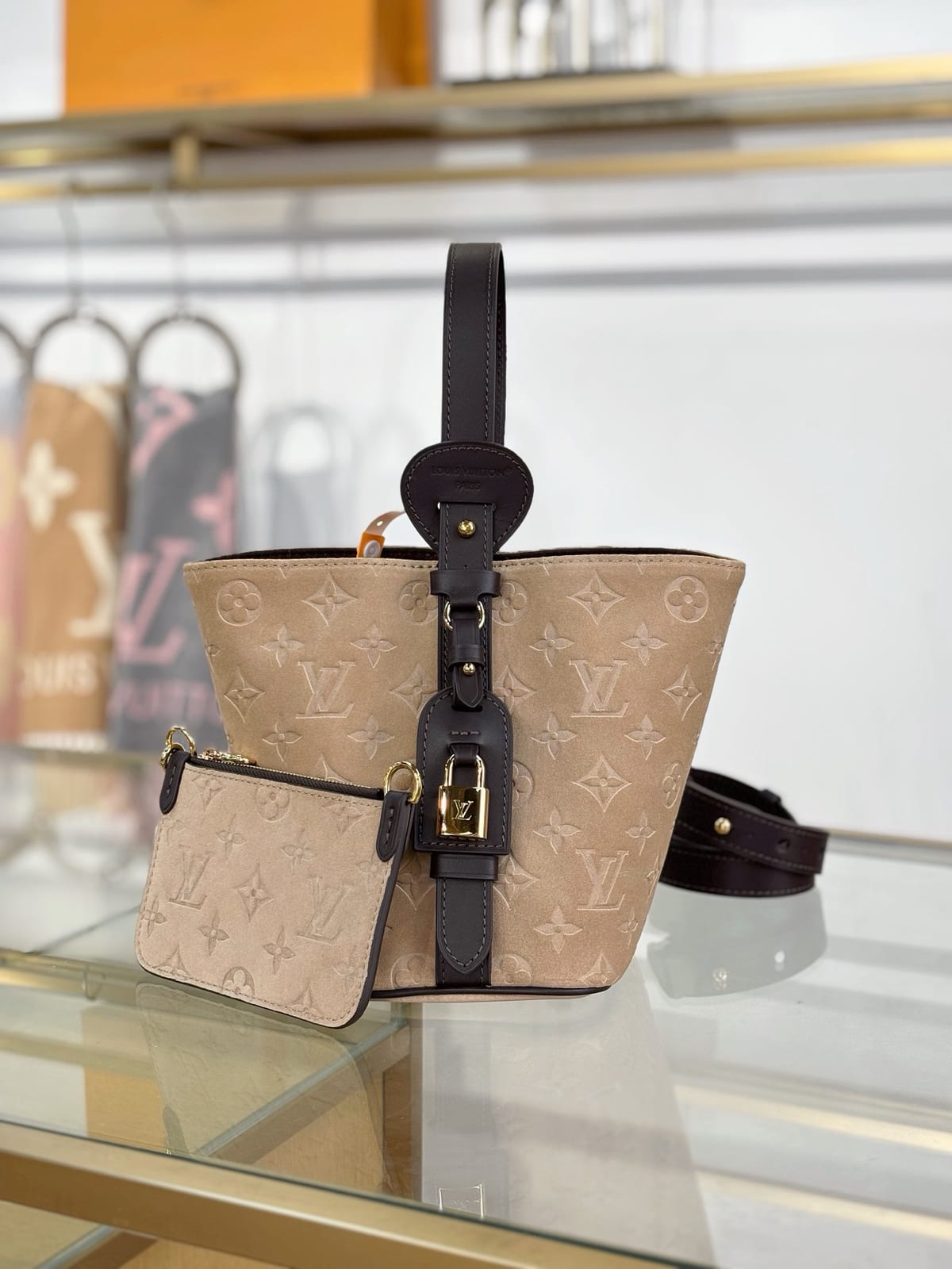 Louis Vuitton Bella Bucket Bag  6